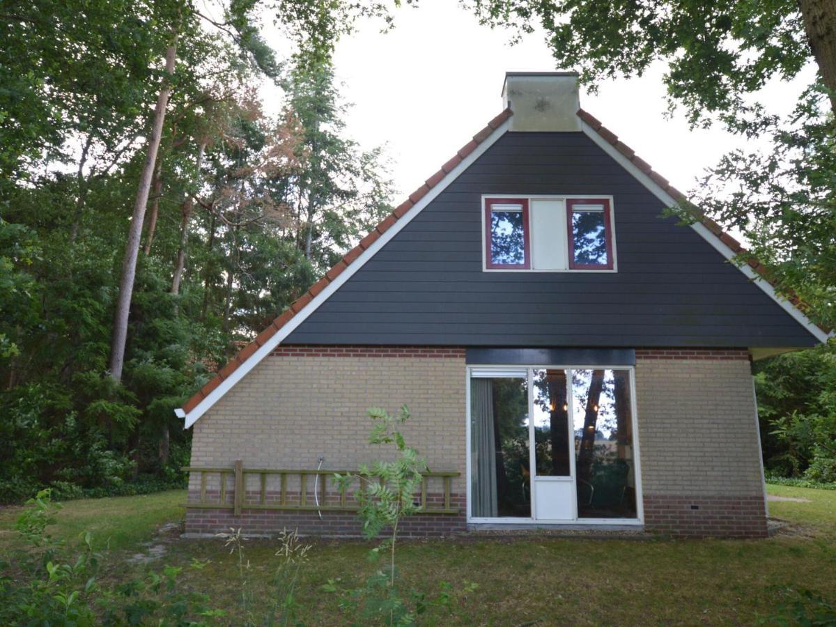Cosy Holiday Home With Terrace Near Natural Park In Lemele Екстериор снимка